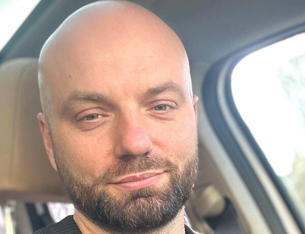 Слава Дьомін у варшавському летовищі – телеведучий виступив із заявою