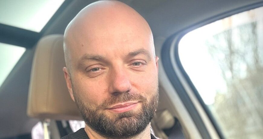 Слава Дьомін у варшавському летовищі – телеведучий виступив із заявою
