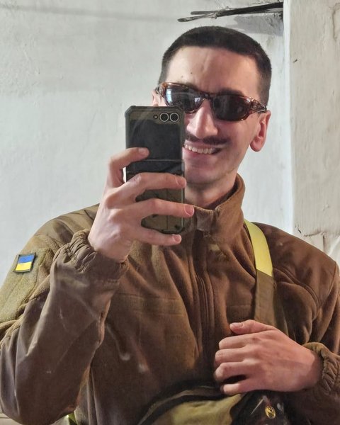 Віталій Капранов, мобілізований у червні, загинув на передовій. Він був учасником відомого гурту.