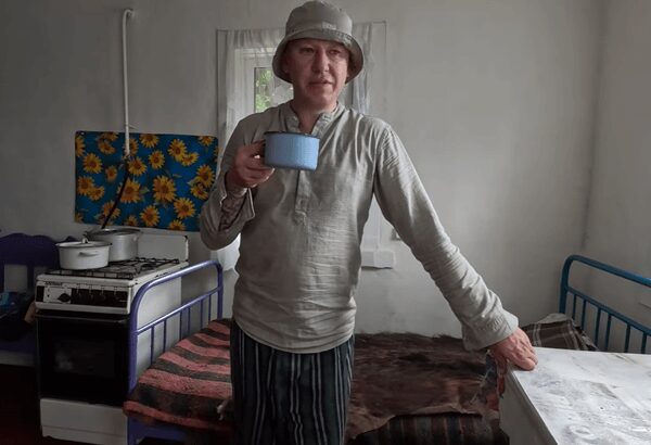 Дім за 40 тисяч гривень: як переселенці облаштували помешкання у віддаленому селищі (фото)