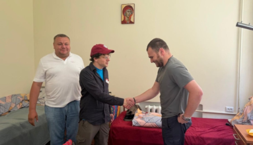 Американський кіноактор Джессі Айзенберг побував у медичному закладі Державної прикордонної служби.