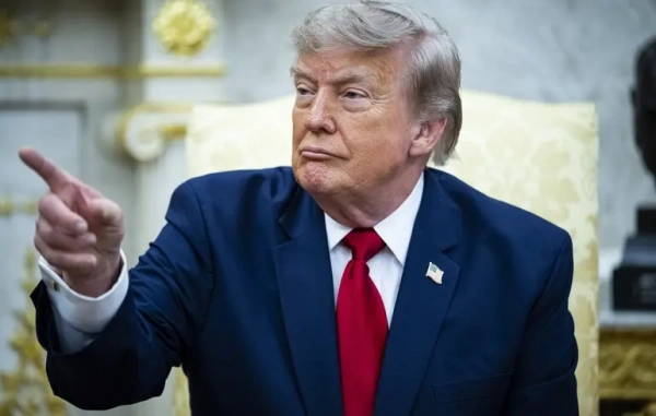 Витрати прихильників Трампа на кампанії зростають перед проміжними виборами