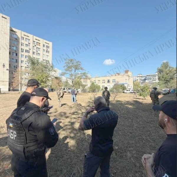 ГУР, СБУ та ДБР: три відомства, один конфлікт, зброя опущена