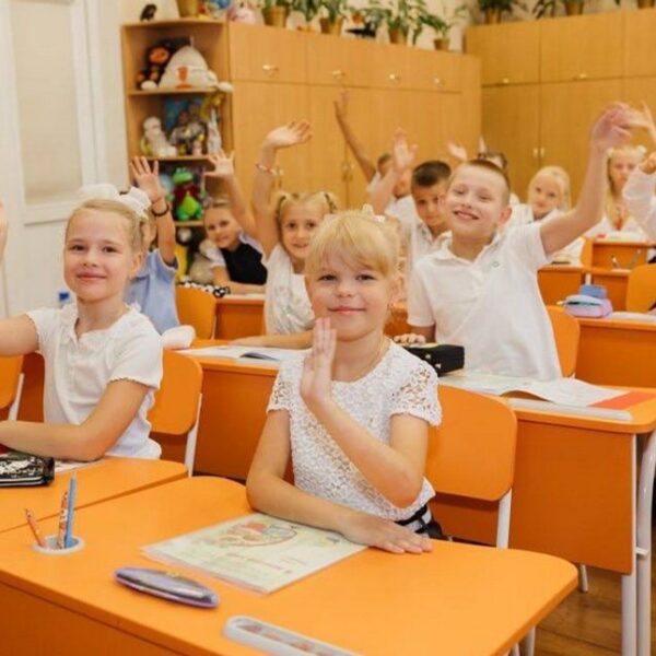Чому Росія прагне зірвати навчання в київських школах