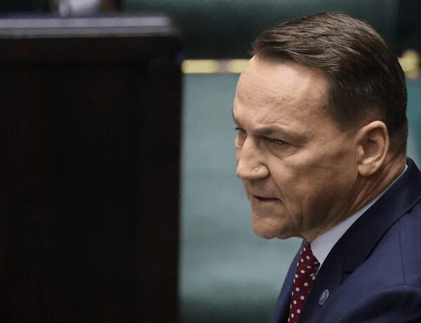 Сікорський розповів про готовність Польщі до можливої війни з Росією