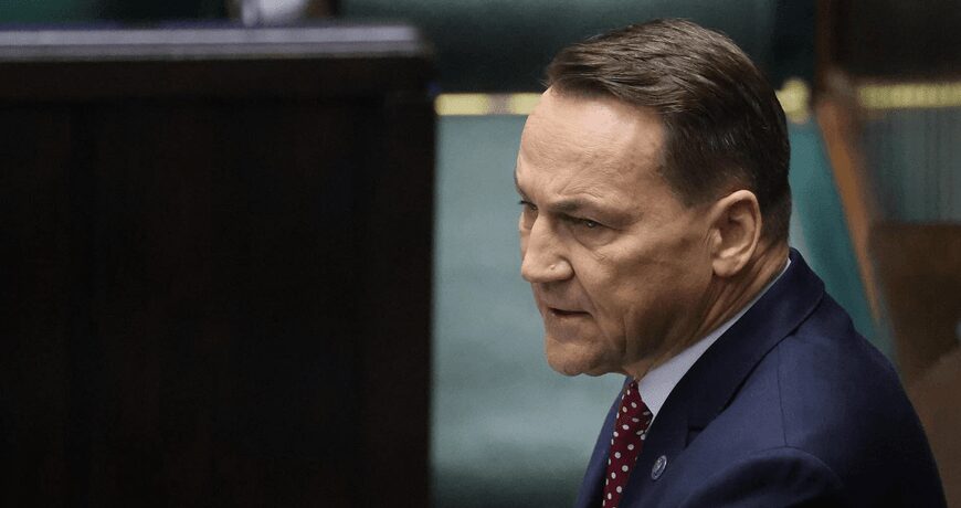 Сікорський розповів про готовність Польщі до можливої війни з Росією