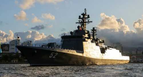 Північна Корея розширює флот: збудовано два есмінці та три таємничі катери