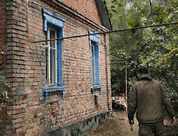 Життя без зручностей: як дістатися до СРСР, купивши хату без води і каналізації