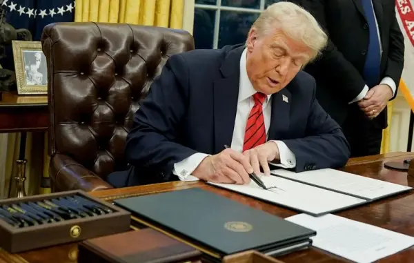 Трамп переніс введення нових санкцій проти Росії